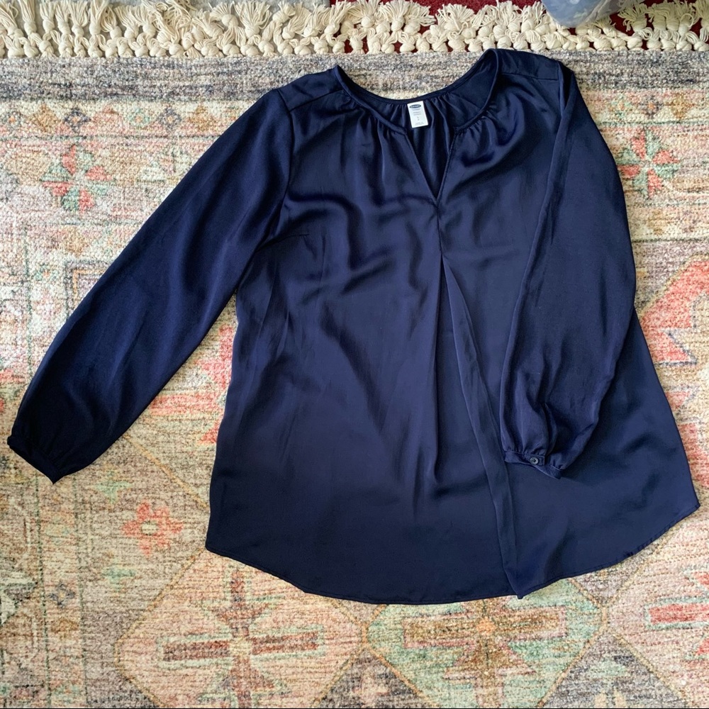 Old Navy Blue Maternity Top
